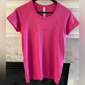 Lululemon Swiftly Tech Top